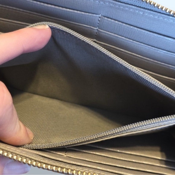 Furla 🪢 EUC Babylon Long Zip Wallet in Grey/Taupe - Picture 12 of 14